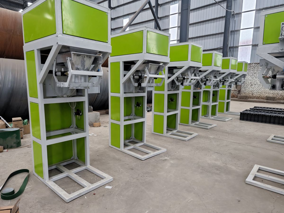 Manure bagging machine